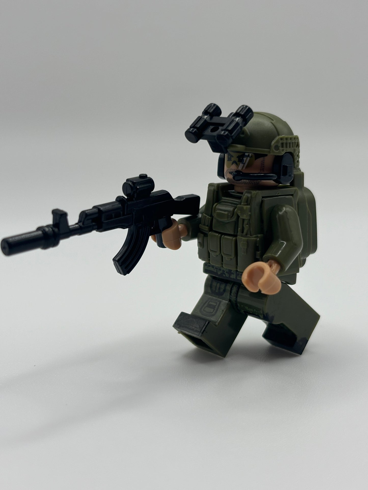 Elite Green Army Soldiers Set