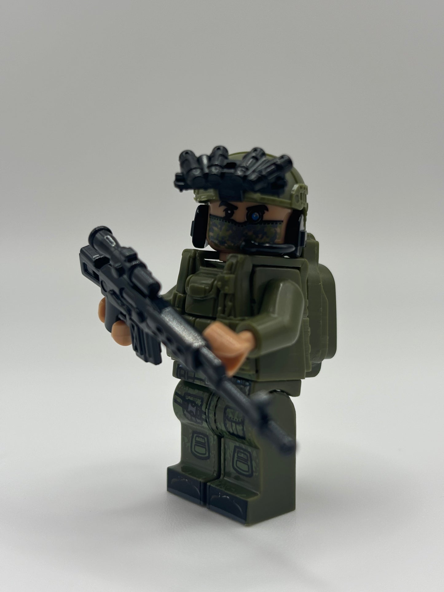 Elite Green Army Soldiers Set